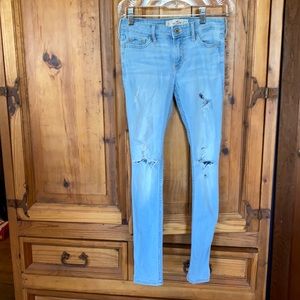 Hollister women’s jeans. Size 0S